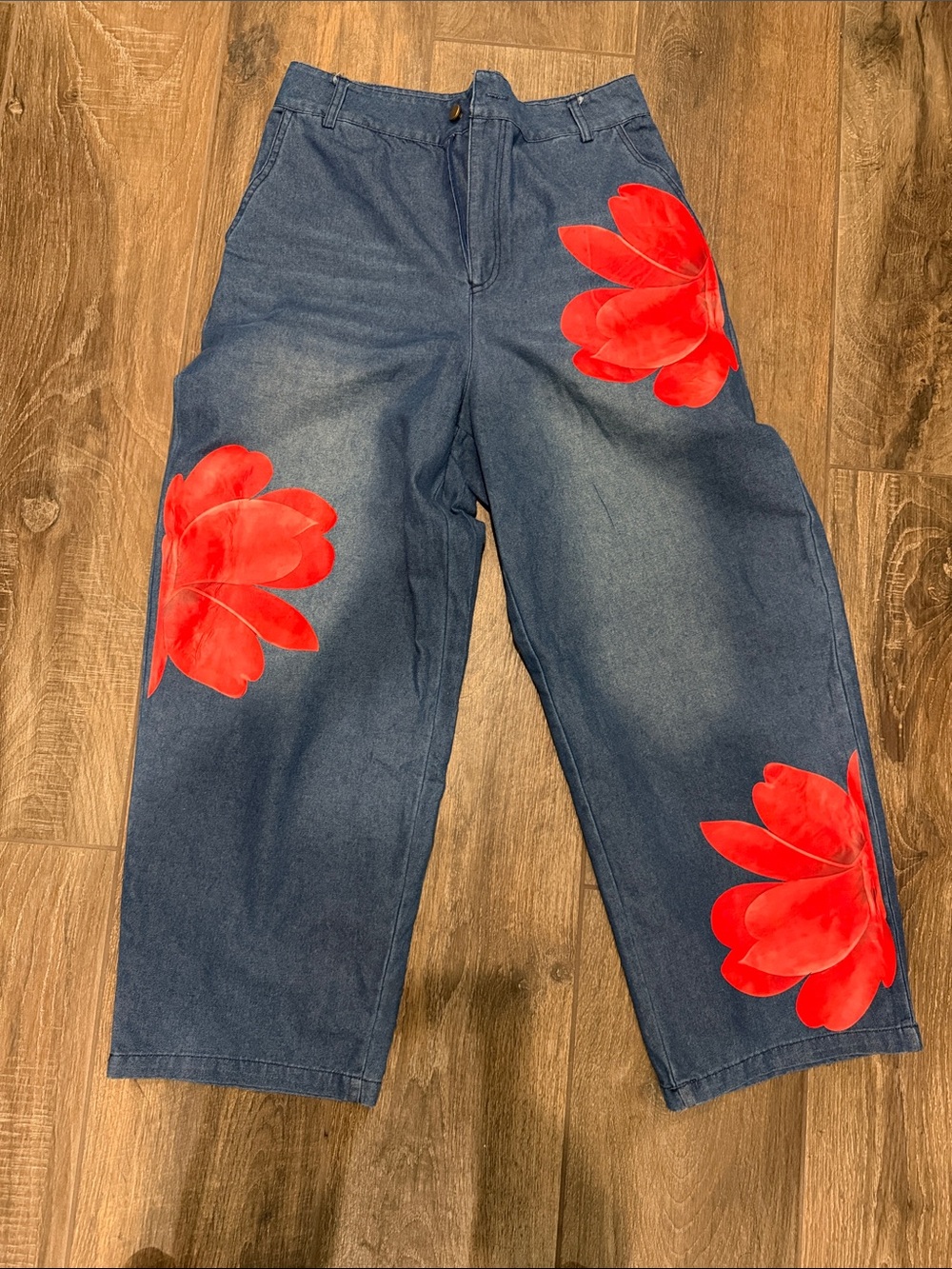 Womens size medium' Blue Denim Pants with Red Floral Accents